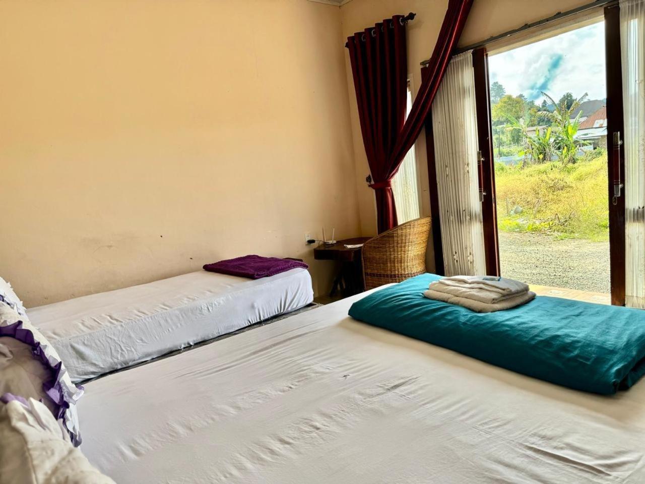 Sapo Rumbia Berastagi Chambre photo